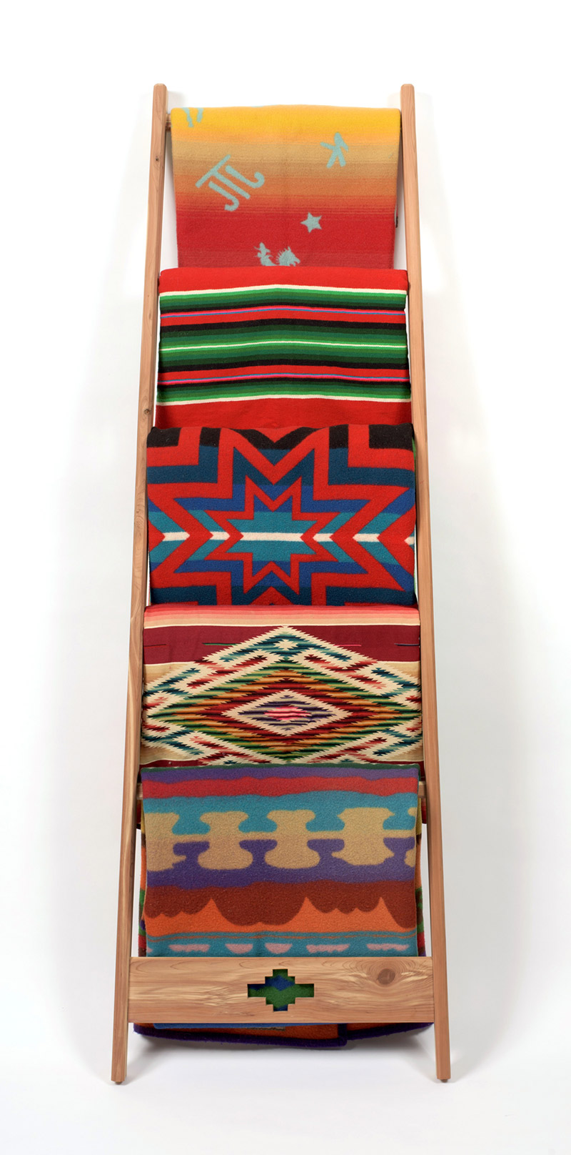 Cedar Forks Blanket Ladder